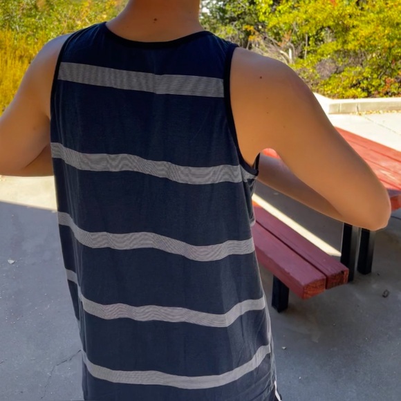 BODY GLOVE KEY WEST FLORIDA MEN TANK TOP SHIRT NAVY BLUE STRIPE SHARK SEE SURFER - Picture 7 of 16